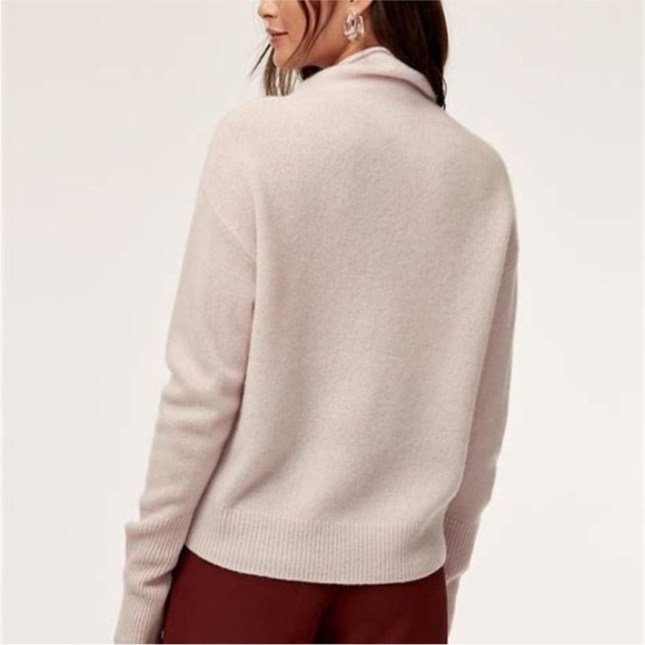 Aritzia Wilfred Cyprie 100% Cashmere Sweater Turtleneck Light Pink Size XS - Picture 4 of 11